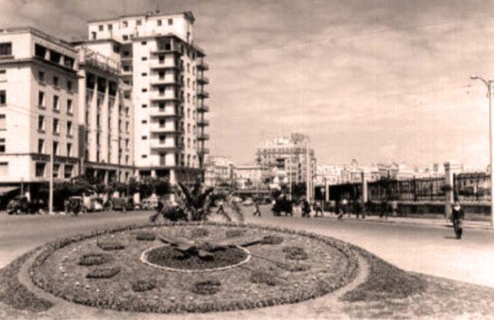 relojfloralcadizplazadesevilla