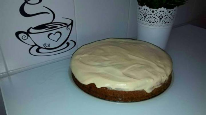 tarta-de-zanahorias-con-cobertura-de-cchocolate-blanco